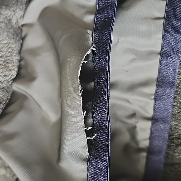 MICHAEL KORS OLIVE GREEN  WINDBREAKER JACKET/ M - Picture 5 of 17